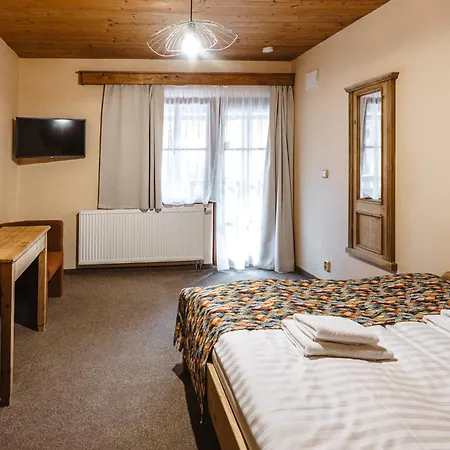 Frydl Hotel 3*